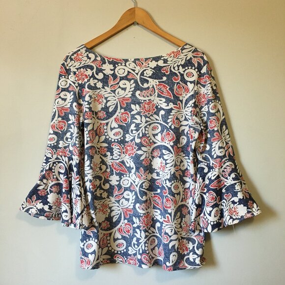 Clientele Bell Sleeve Paisley Denim & Lace Print Top - Picture 2 of 15